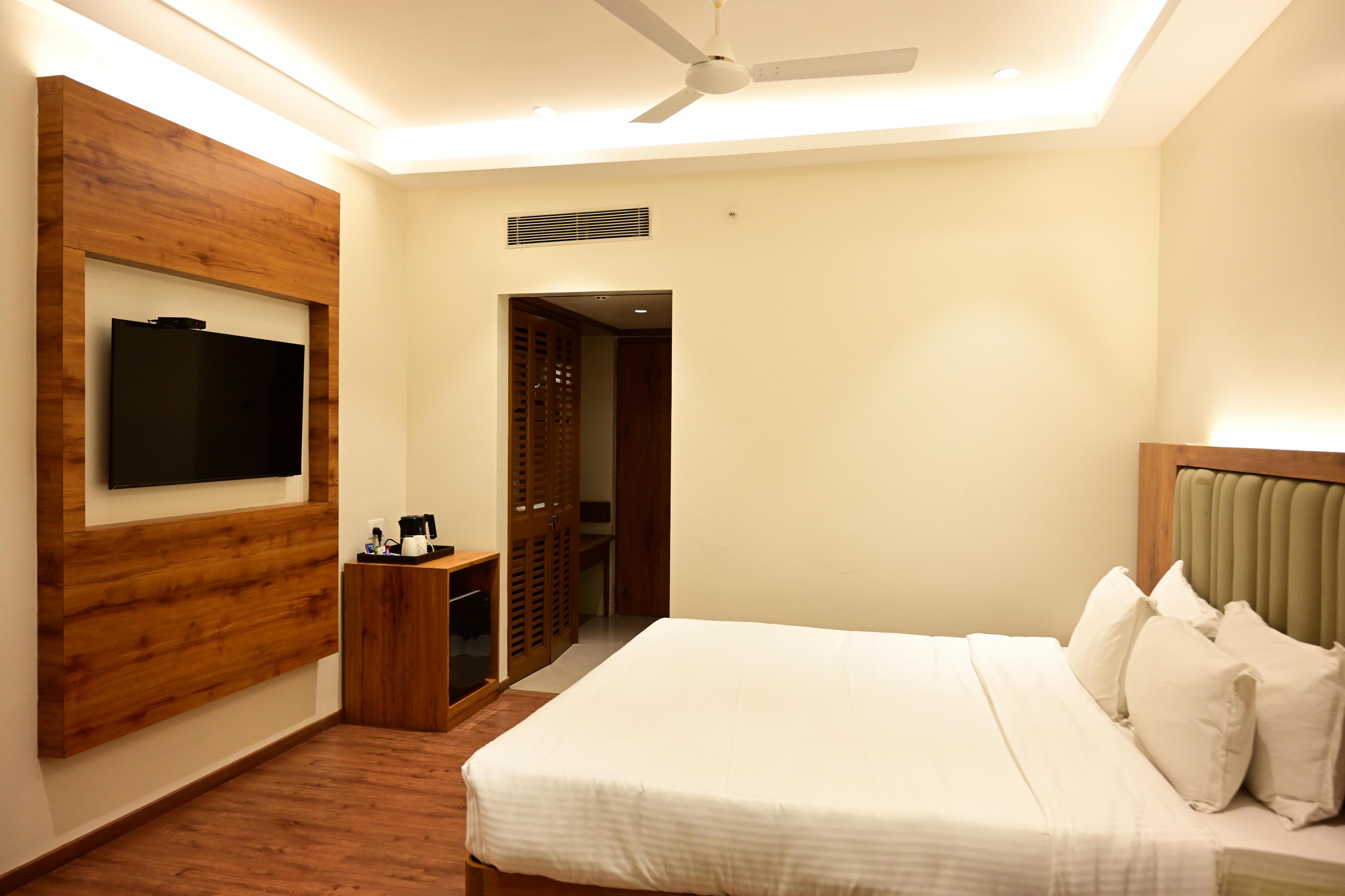 Meghalaya Hotel - Tap to explore photos