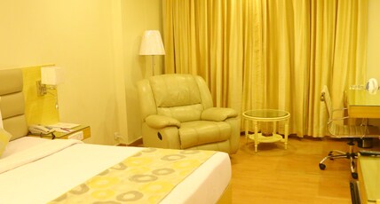 Royal Fort Hotel Room Type - Regal Suit.