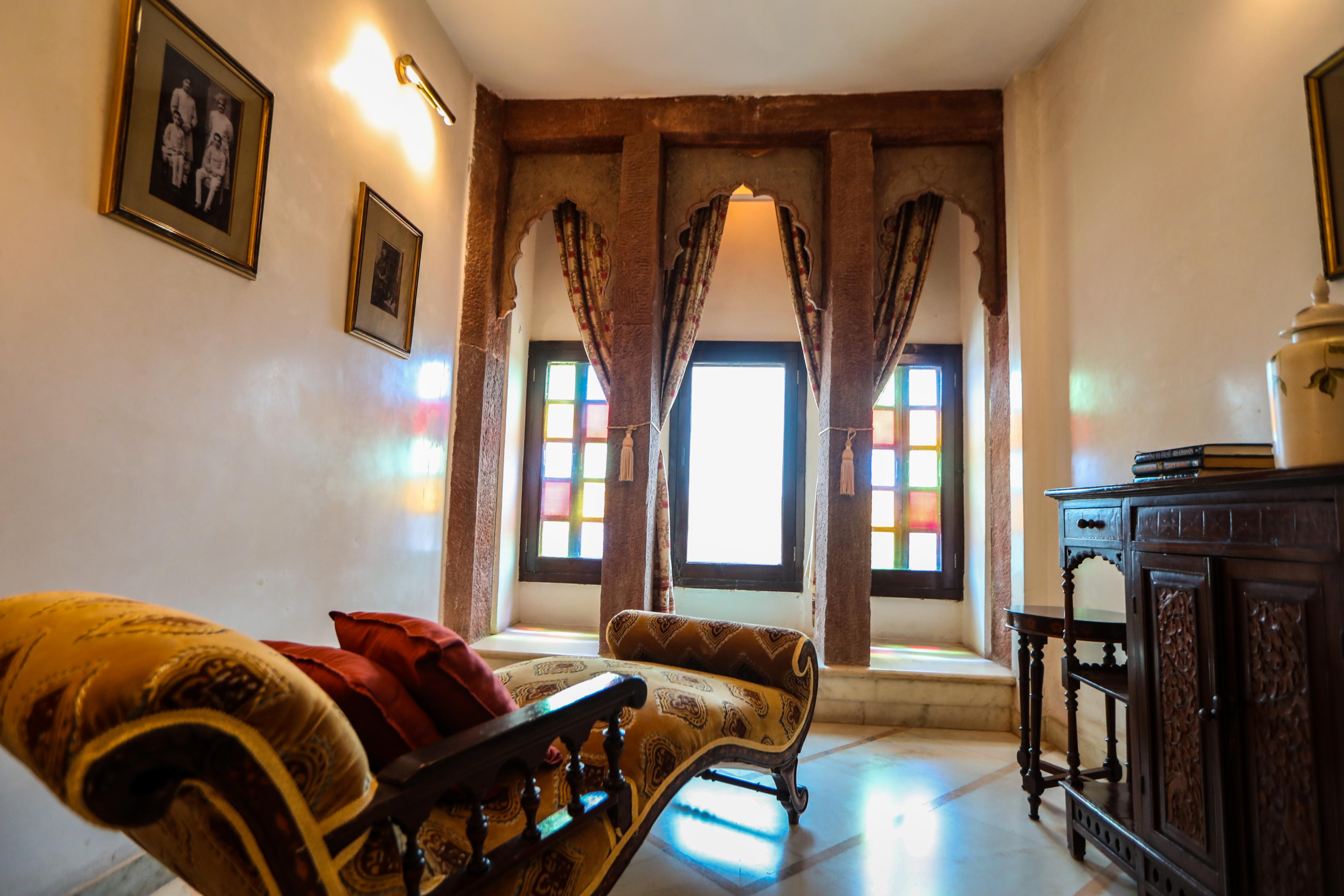 WelcomHeritage Bal Samand Lake Palace - Tap to explore photos