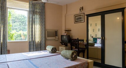 Jaipur Inn Room Type - Deluxe Room