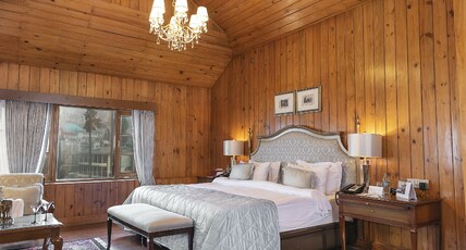 The Elgin, Darjeeling - Heritage Resort & Spa Room Type - Premium Attic Room with Bathtub