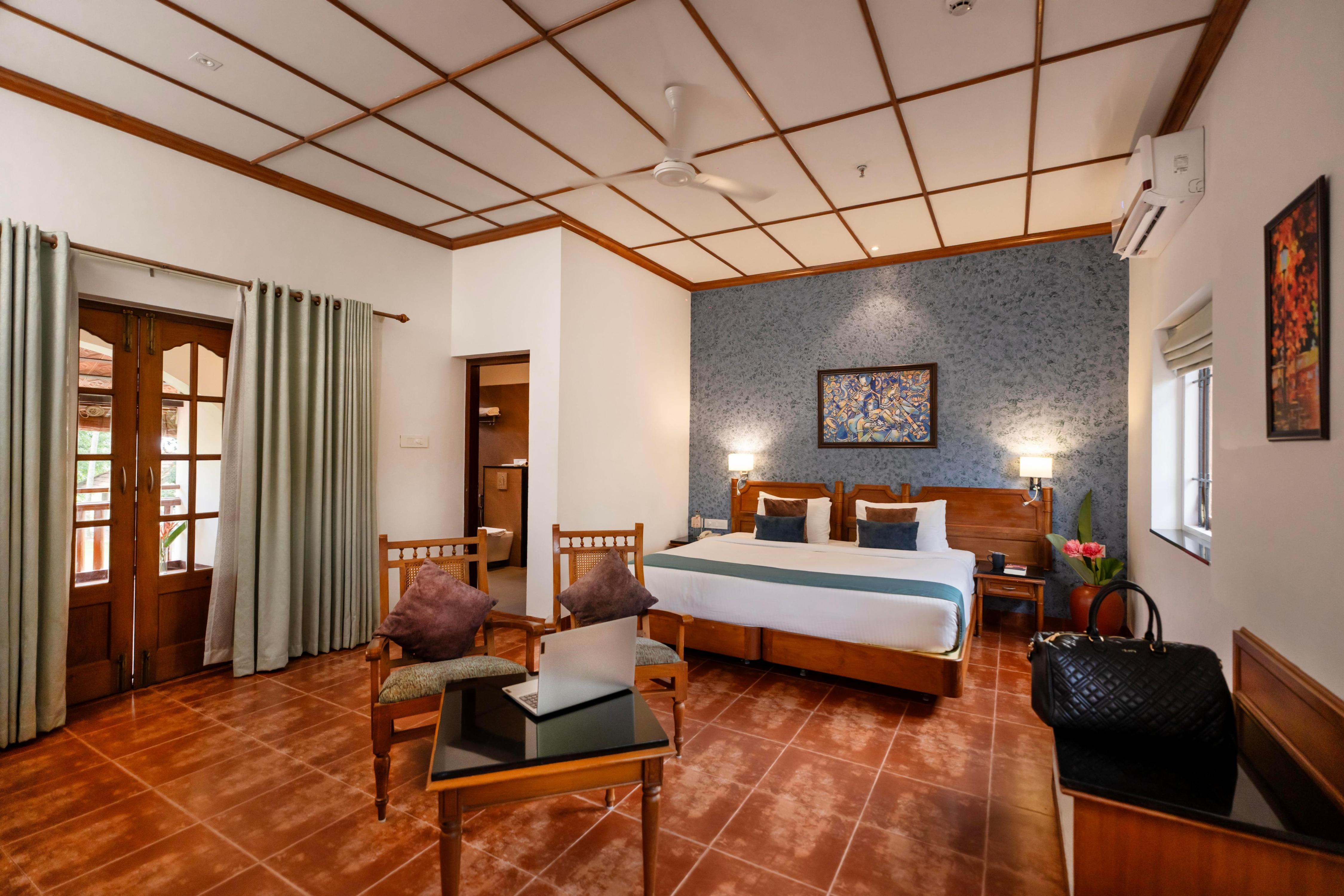 Backwater Ripples Room Type - Premium Lake View Room