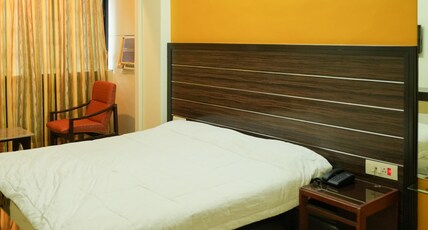 Hotel Raviraj Room Type - Classic AC Room