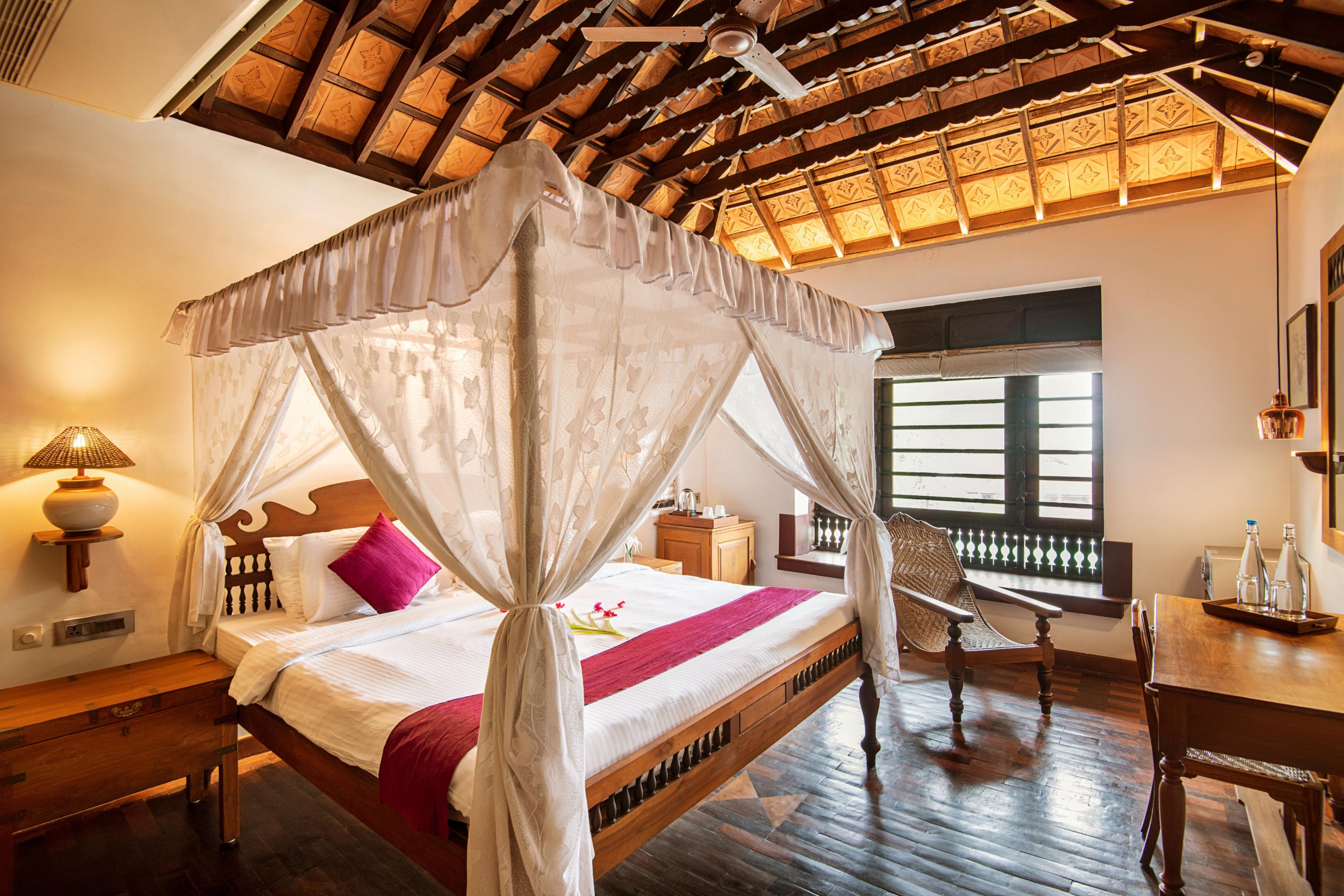Punnamada Resort - Tap to explore photos