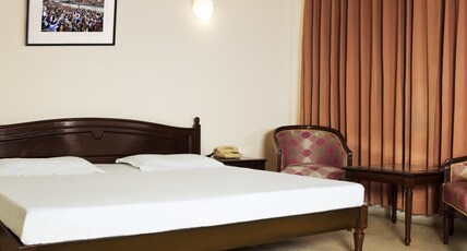 Hotel Alpana @ Har ki Pauri Road Room Type - Standard Room