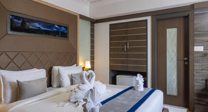 Hotel Pravasa Stay Room Type - Suite Room