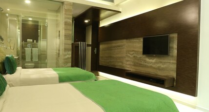 Maya Hotel Room Type - Deluxe Room Two Single Bed Only