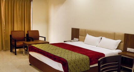 Hotel Krishna Room Type - Premium