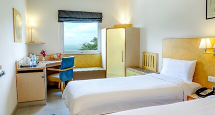 Radha Hometel Whitefield - A Sarovar Hotel Room Type - Superior Room - 2 Single Beds