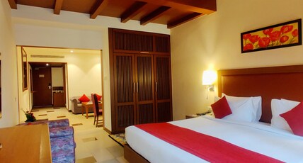 Fariyas Resort Room Type - Junior Suite