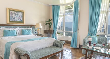 The Elgin Silver Oaks - Heritage Resort & Spa Room Type - Deluxe Room with Bathtub