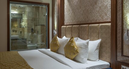 SHRI RAM EXCELLENCY Room Type - Deluxe Room SHRI RAM EXCELLENCY Room Type - Deluxe Room