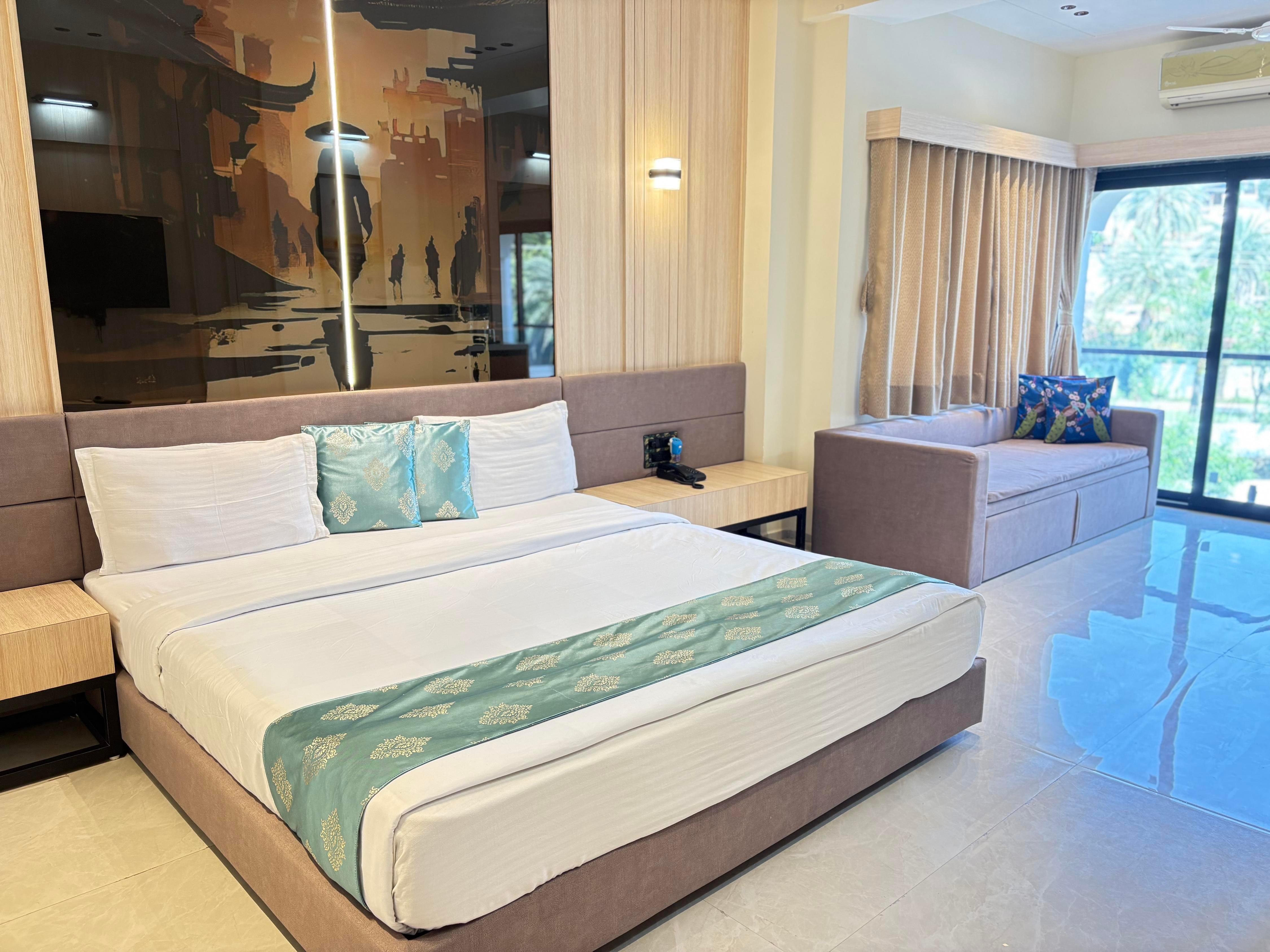 MAGANJI'S ( Pure Vegetarian ) - A COMPLETE FAMILY HOTEL - Tap to explore photos