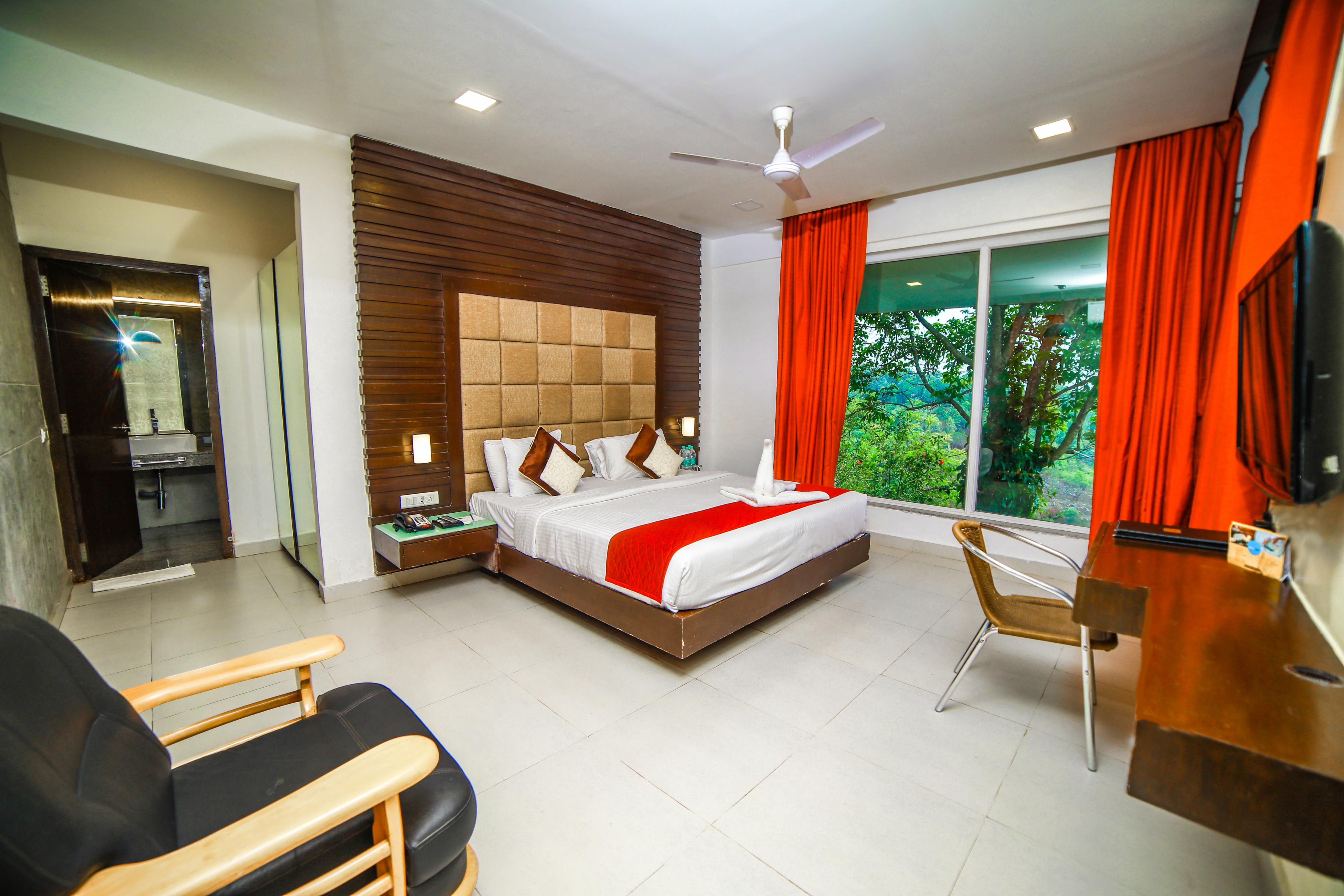 Grand Palace Hotel and Spa - Tap to explore photos