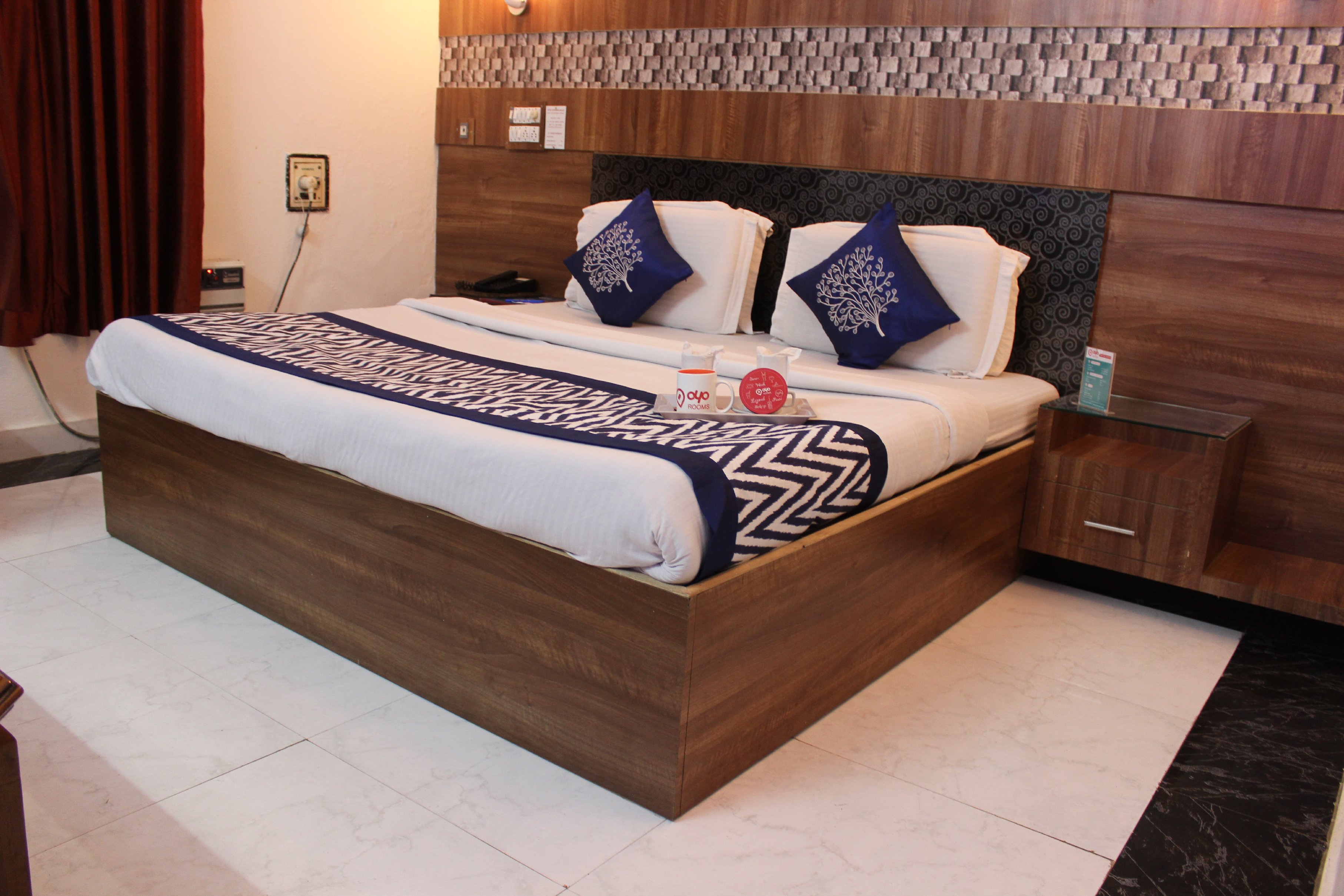 Hotel Goverdhan Palace Room Type - Mini Goverdhan Deluxe