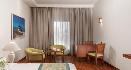 The Avenue Regent Room Type - Superior Room