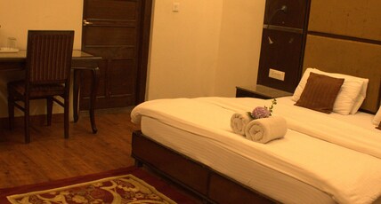 Hotel Mount View (Centrally Air Conditioned) Room Type - Deluxe Patio Room (Centrally Heated)