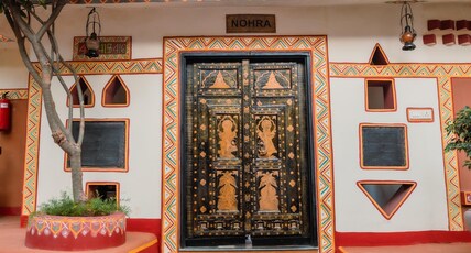 Chokhi Dhani - The Ethnic 5-star Deluxe Resort Room Type - Royal Suite