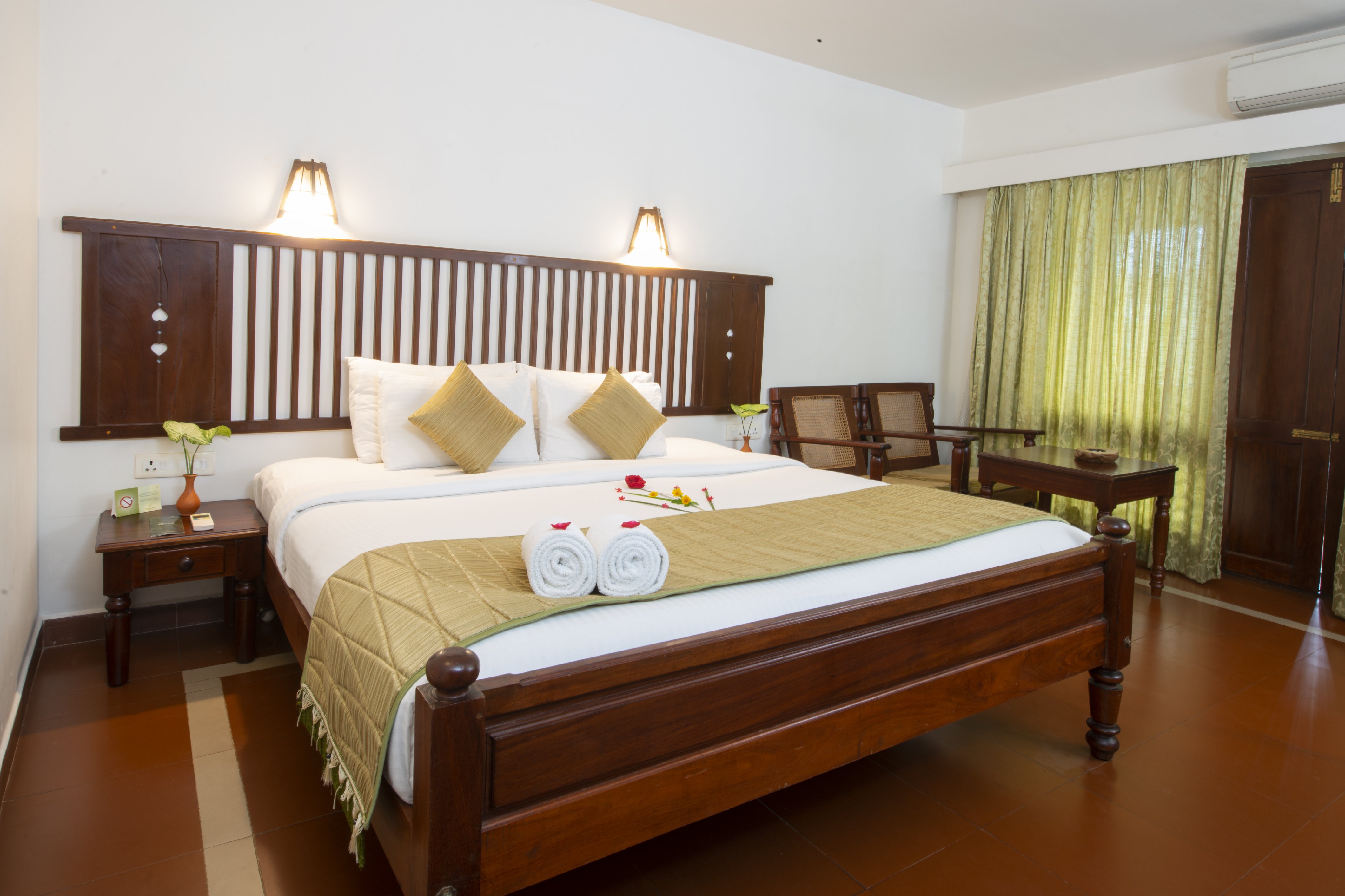 Greenwoods Resort Room Type - Superior Room with Private Sit out Area