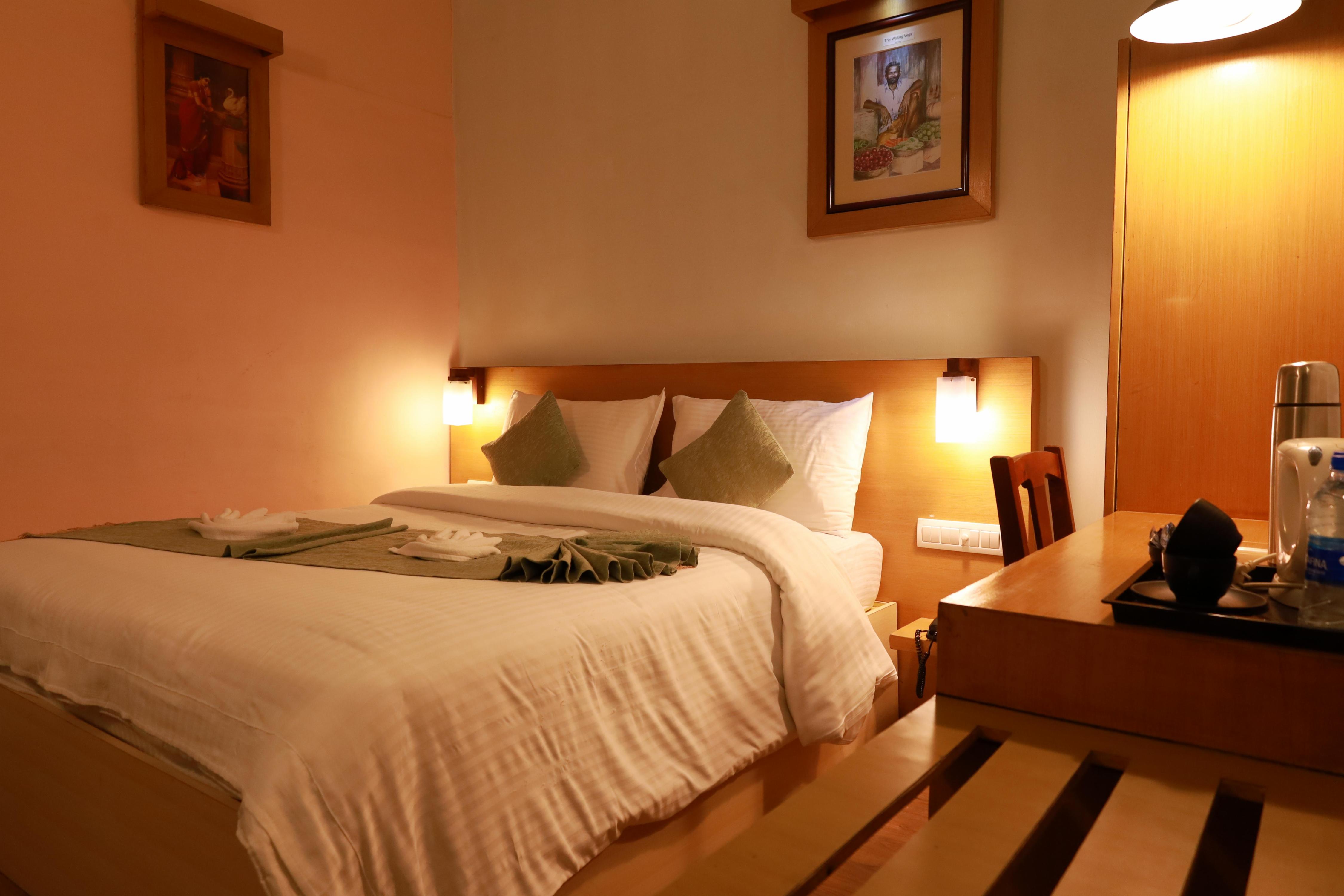 Hotel Hillview Room Type - STANDARD ROOM