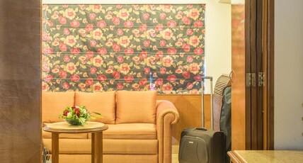 Hotel Parle International Room Type - Suite Room