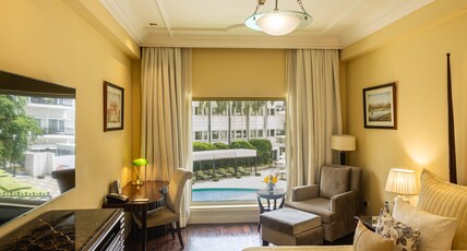 The Claridges New Delhi Room Type - Deluxe King Bed Pool View Room