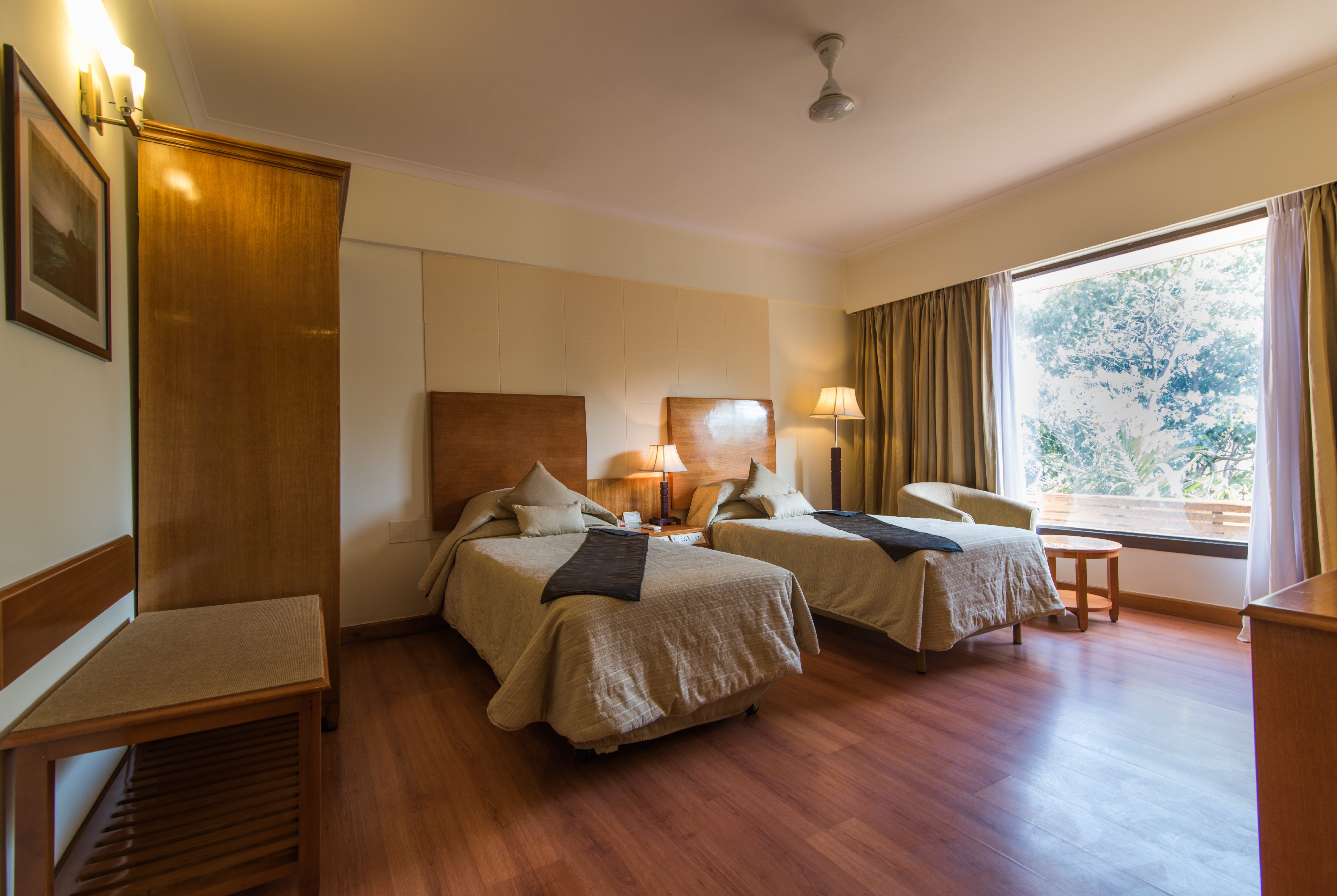 Sai Vishram Business Hotel Room Type - Premier Twin Bed Room