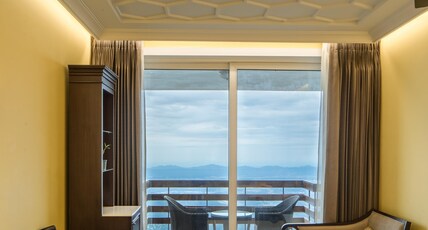 Royal Orchid Fort Resort Room Type - Premium with Balcony (Valley View)