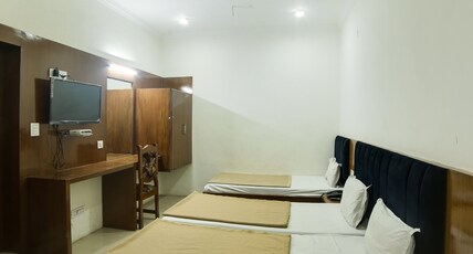 Hotel Ganga Azure @ Har Ki Pauri Road Room Type - Triple Bed Ac Room