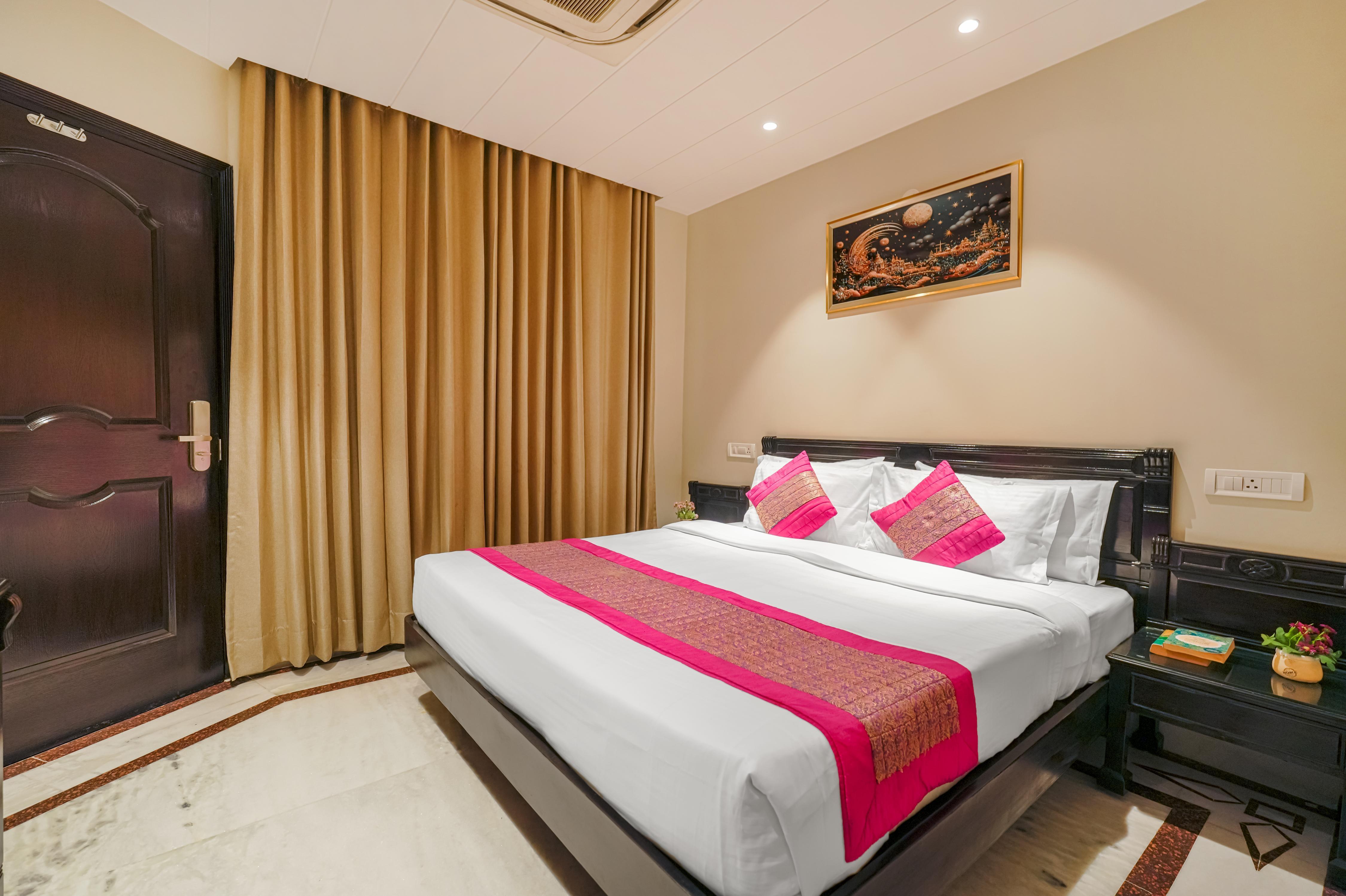 One Earth City Heart, Amritsar Room Type - Executive Queen Room