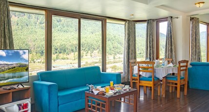 MountView Pahalgam(Riverside) Room Type - Suite Room - River View