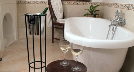 Shahpura Bagh Room Type - Royal Suite