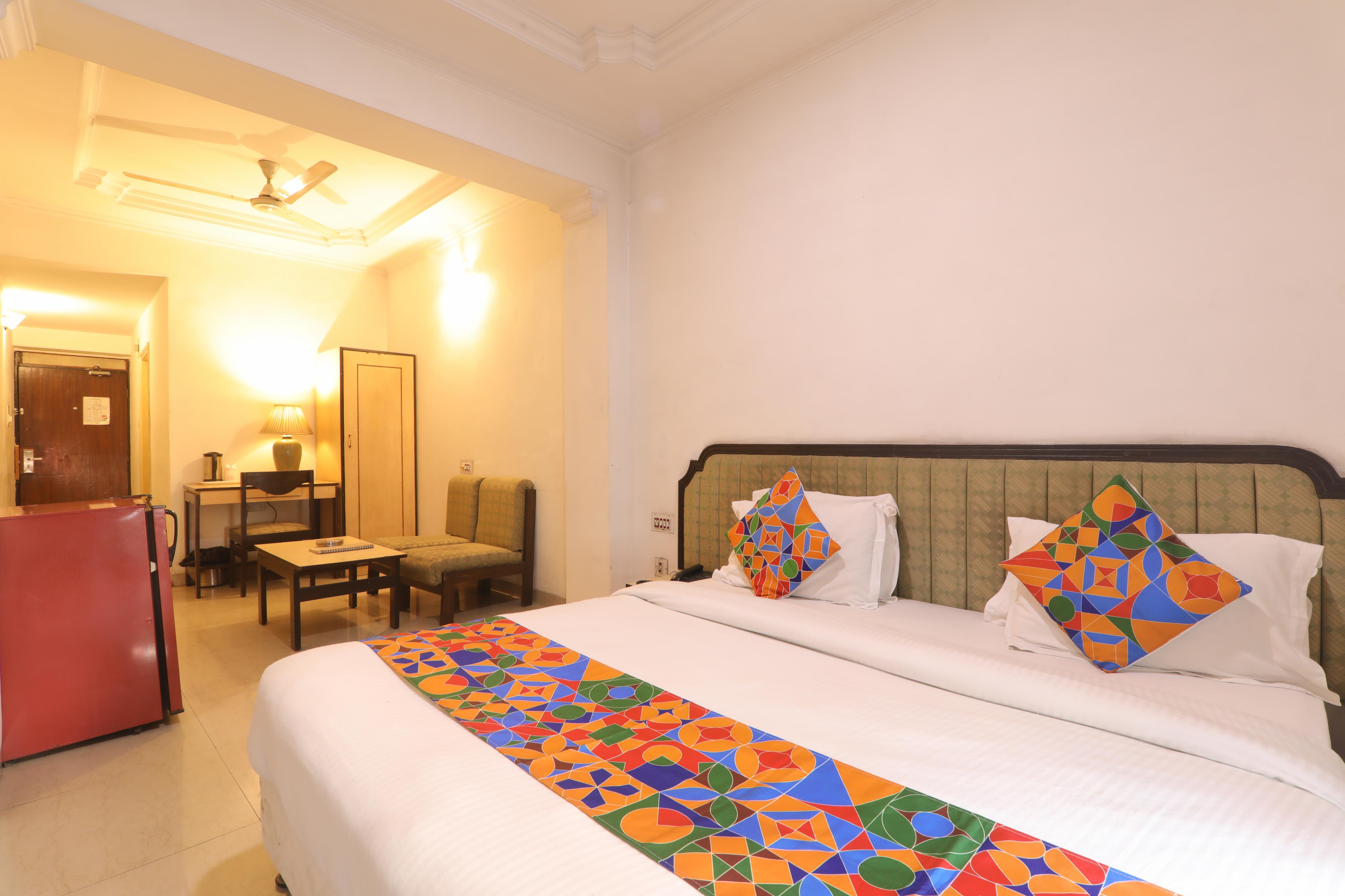 Mohan Hotel Room Type - Executive Room