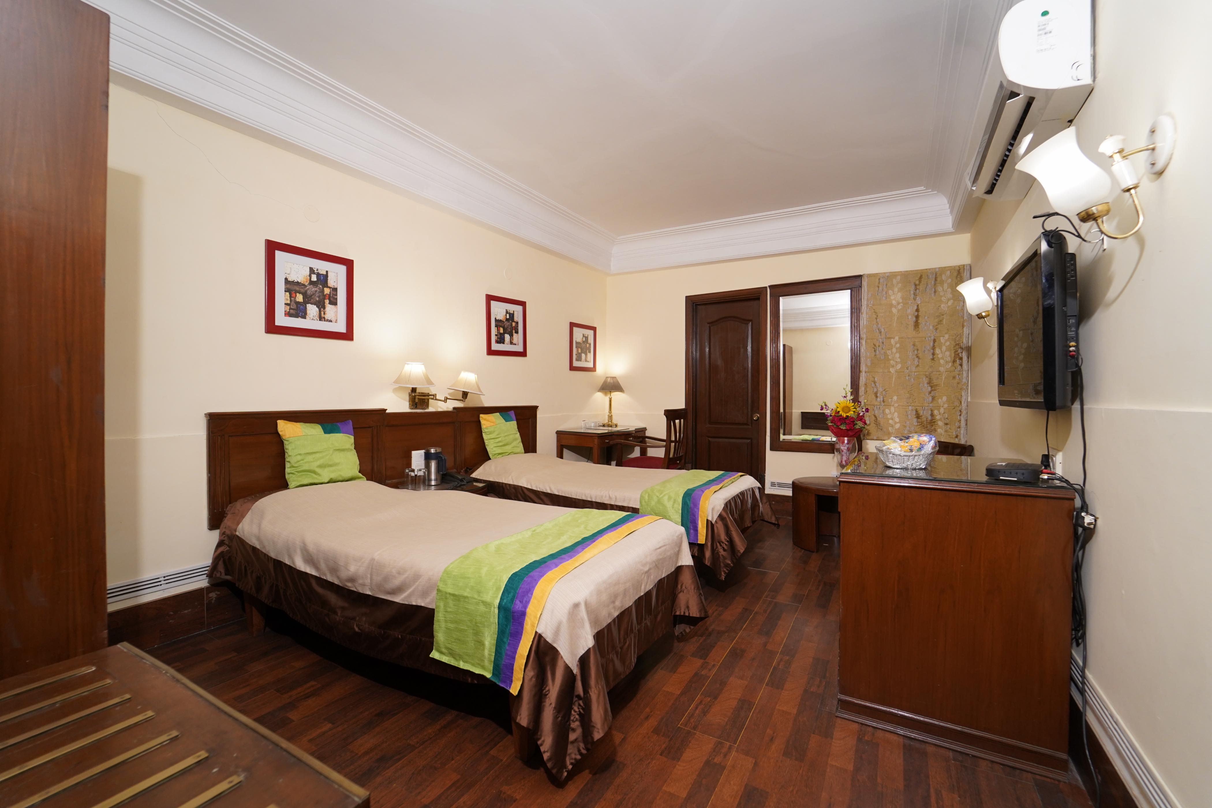 Qutub Residency - Tap to explore photos