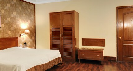 Qutub Residency Room Type - Super Deluxe Room