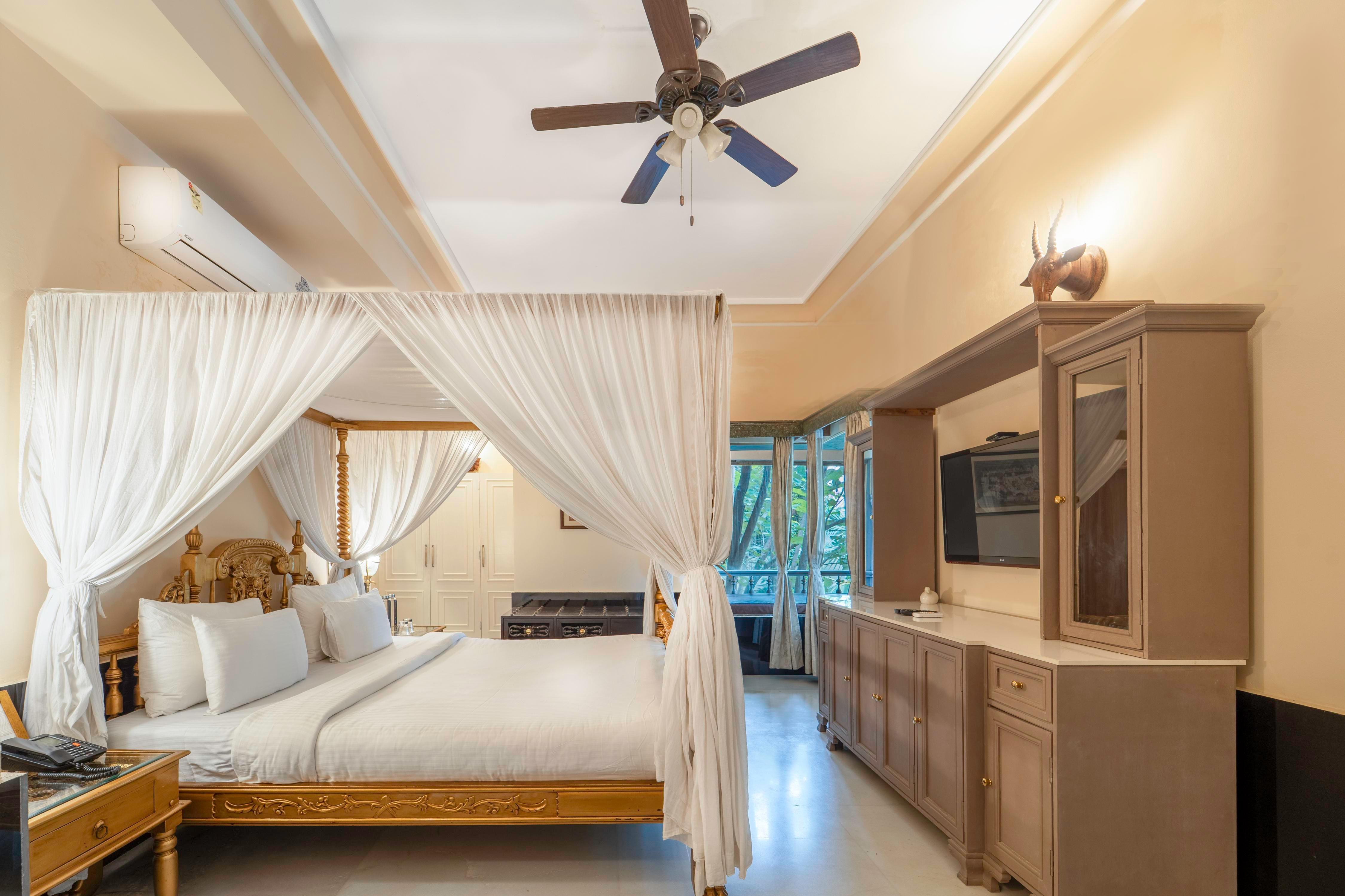 The Royal Retreat Resort and Spa - Tap to explore photos