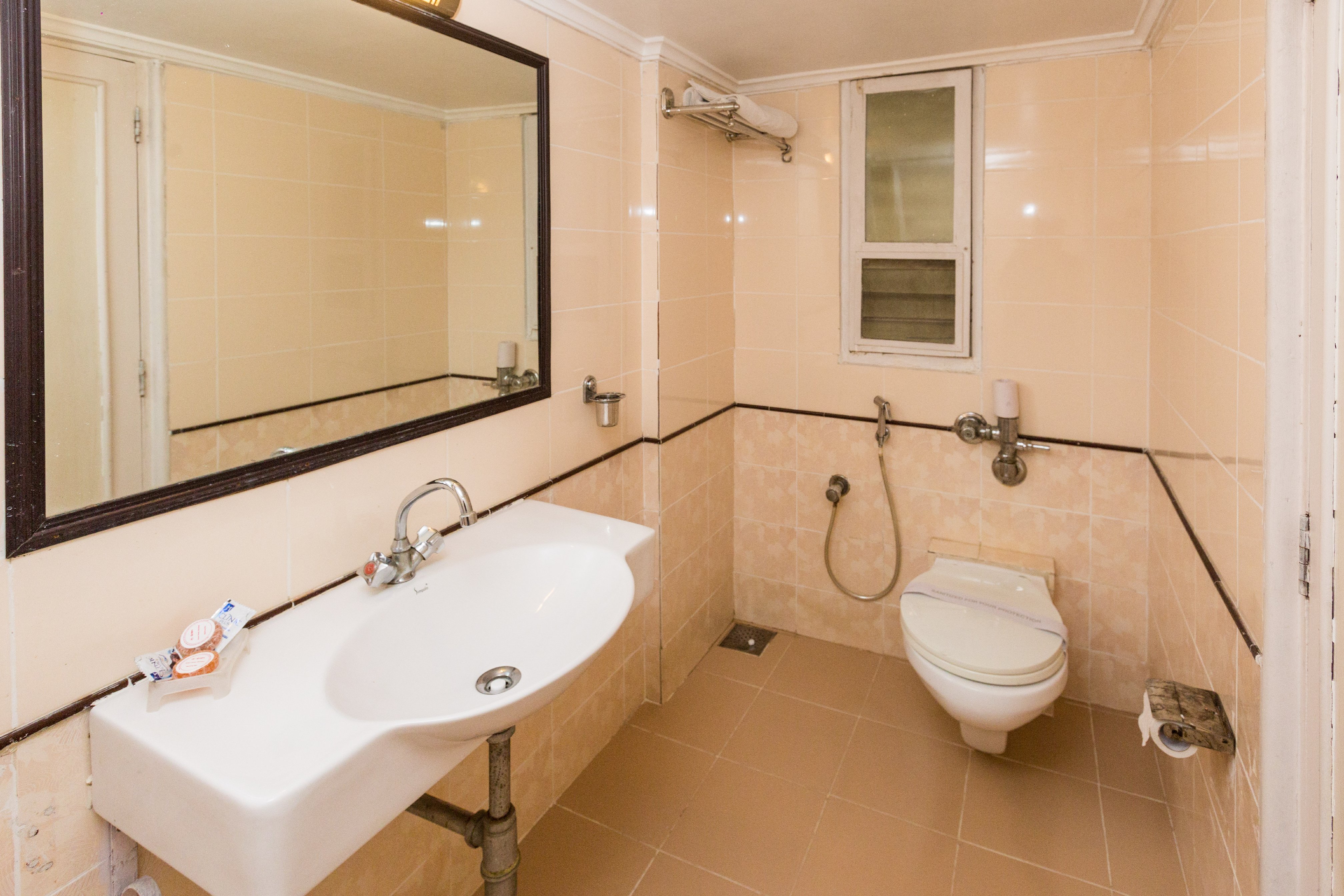 Avion Hotel - Tap to explore photos