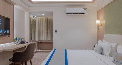 Pravasa Hotel Indore Room Type - Premium Room