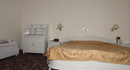 Hotel Peterhof, shimla (HPTDC ) Room Type - Double Bed Room Cozy Deluxe