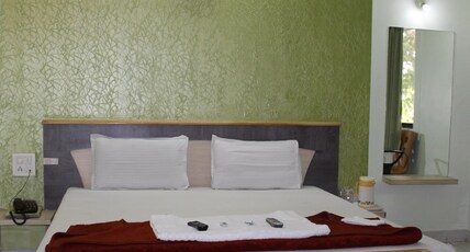 Hotel Cool Palace Room Type - Deluxe  Room