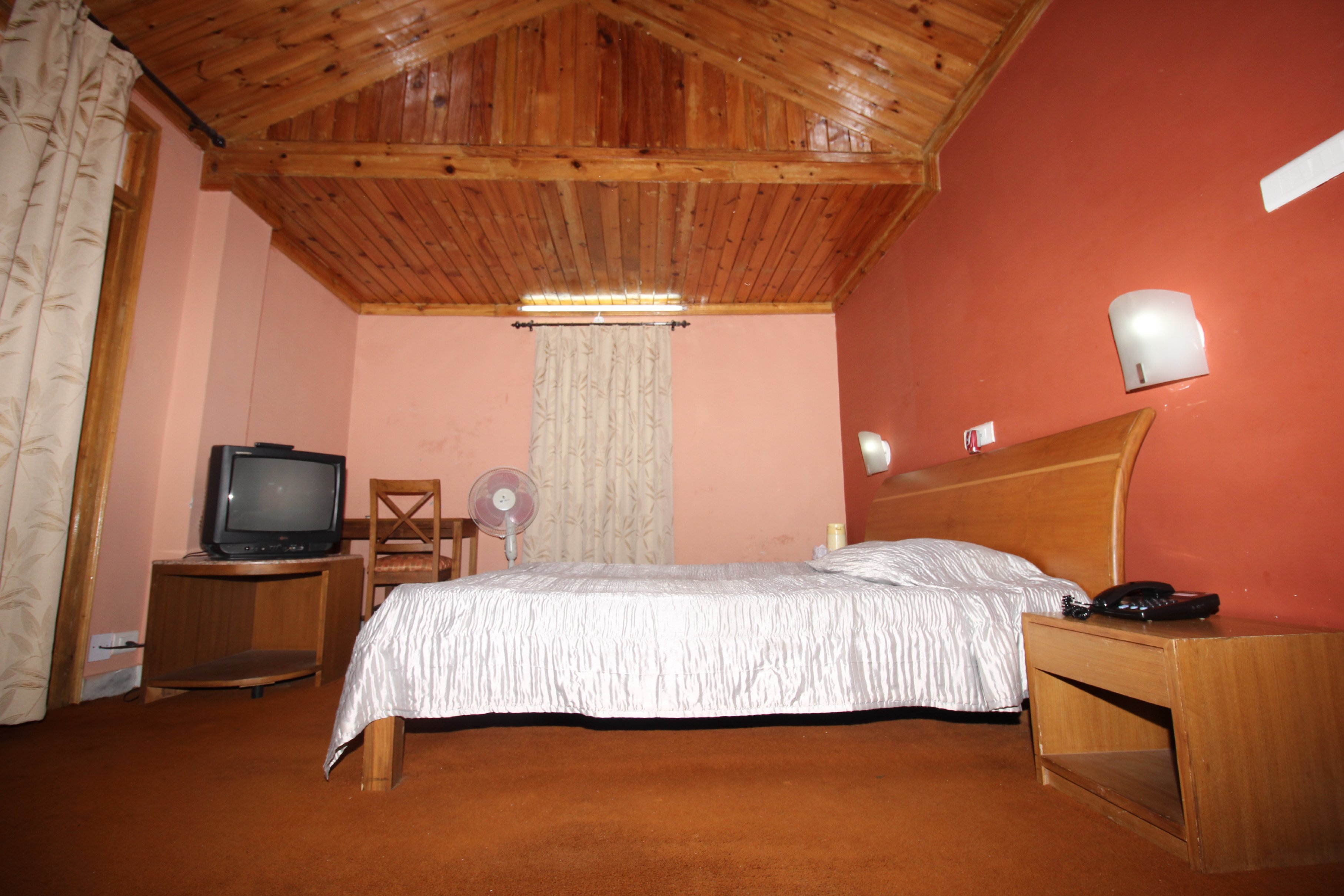 Hotel Manimahesh, Dalhousie (H PTDC) Room Type - Manimahesh Suite (DBR)