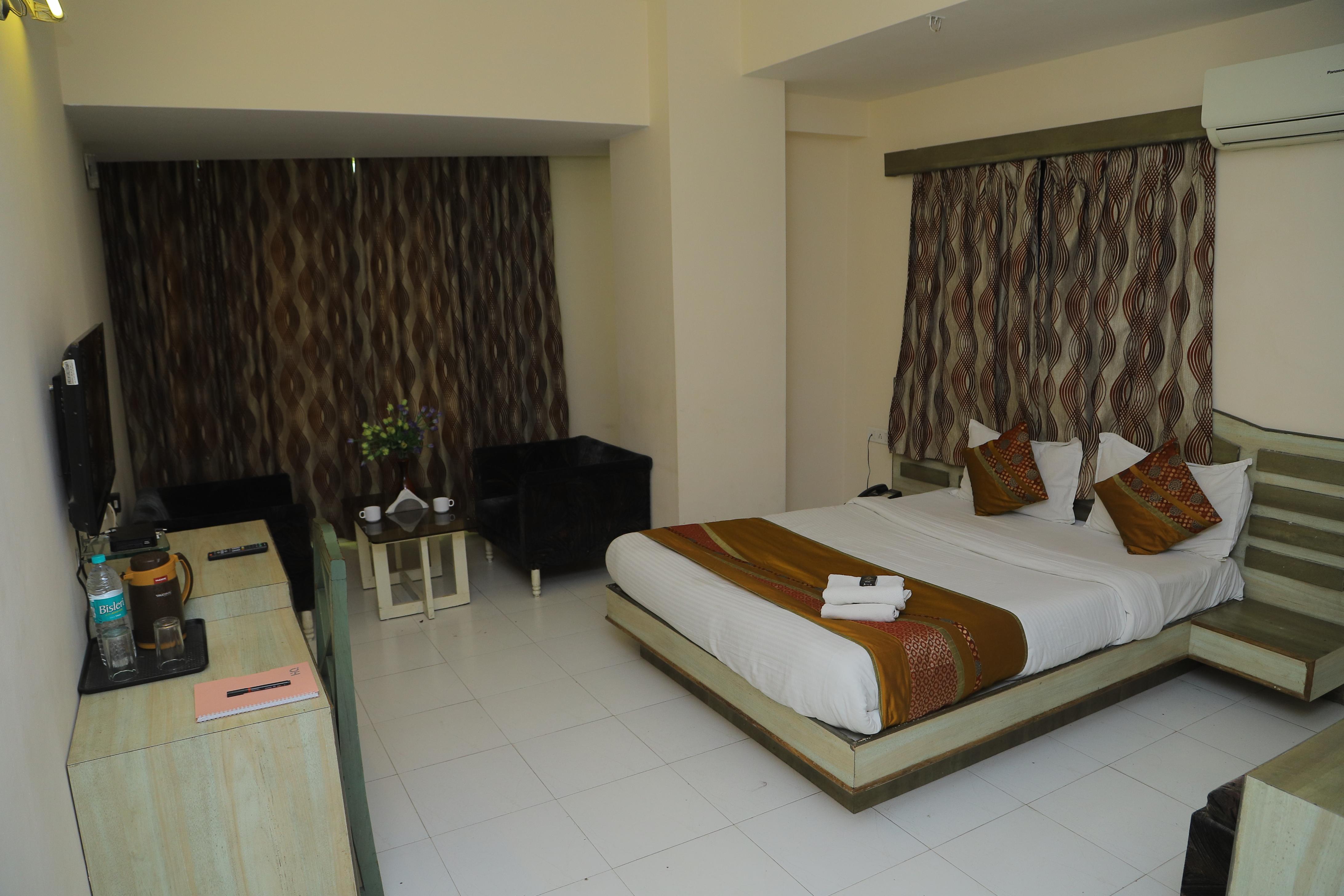 Hotel Grand Tower - Tap to explore photos