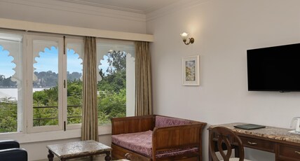 Rampratap Palace by Fateh Collection, Fateh Sagar Lake Room Type - Deluxe Lake-Facing Room Rampratap Palace by Fateh Collection, Fateh Sagar Lake Room Type - Deluxe Lake-Facing Room