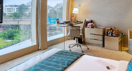 Sahara Star Room Type - Mercury city King non-smoking room