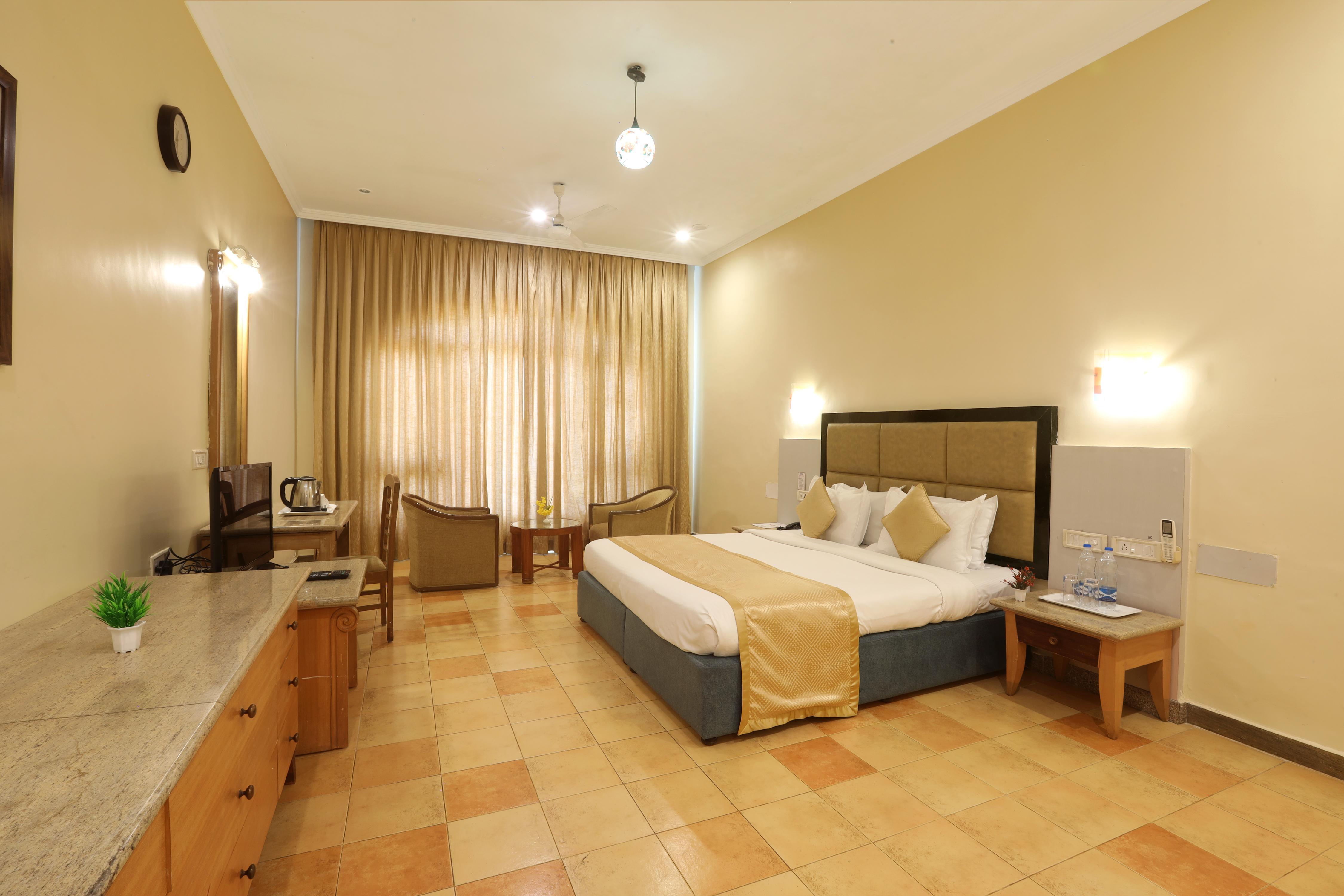Kohinoor Samudra Beach Resort - Tap to explore photos