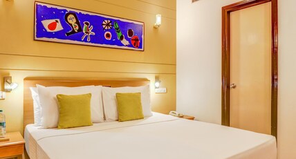 Lemon Tree Hotel East Delhi Mall Kaushambi Room Type - Executive Suite
