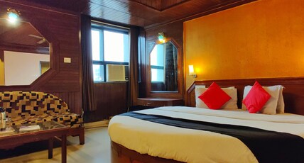 Hotel Pratap Heritage Room Type - Deluxe Non AC room