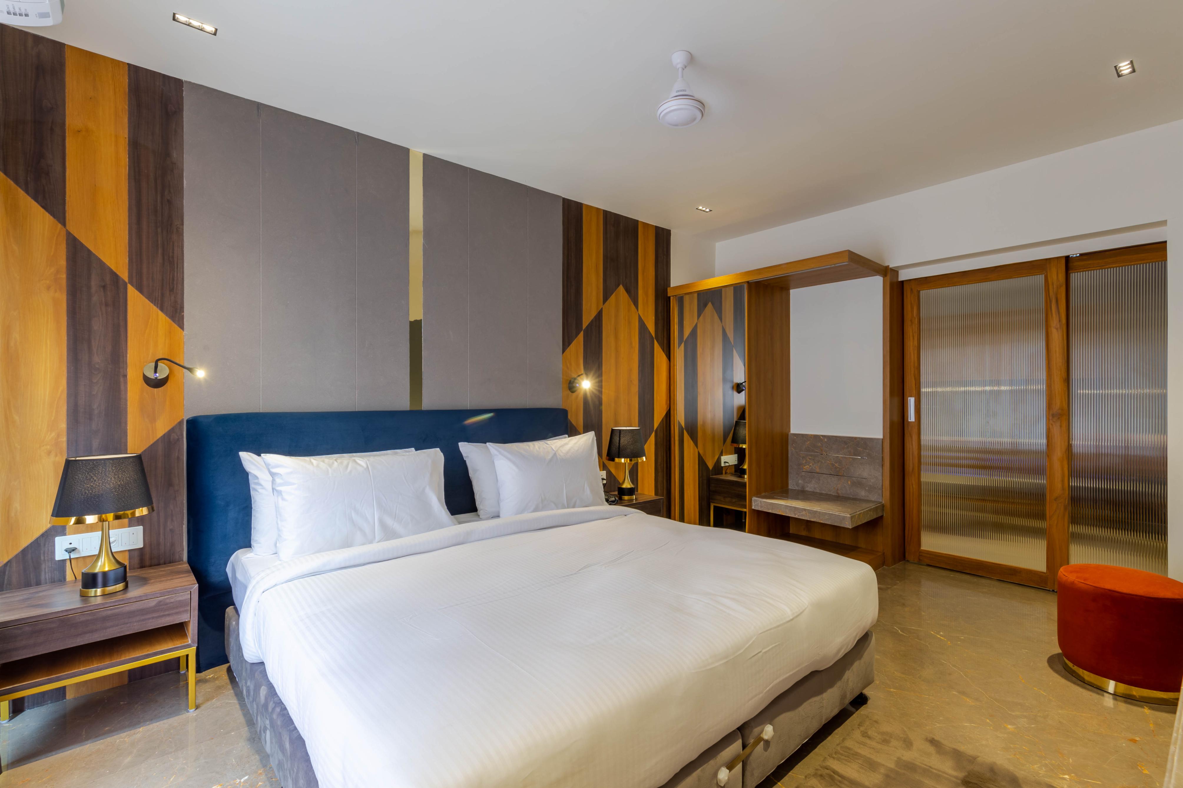 Hotel Nalanda Room Type - Royal Suit Room