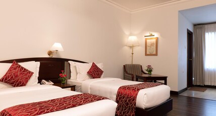Issacs Residency Room Type - Superior Twin Room