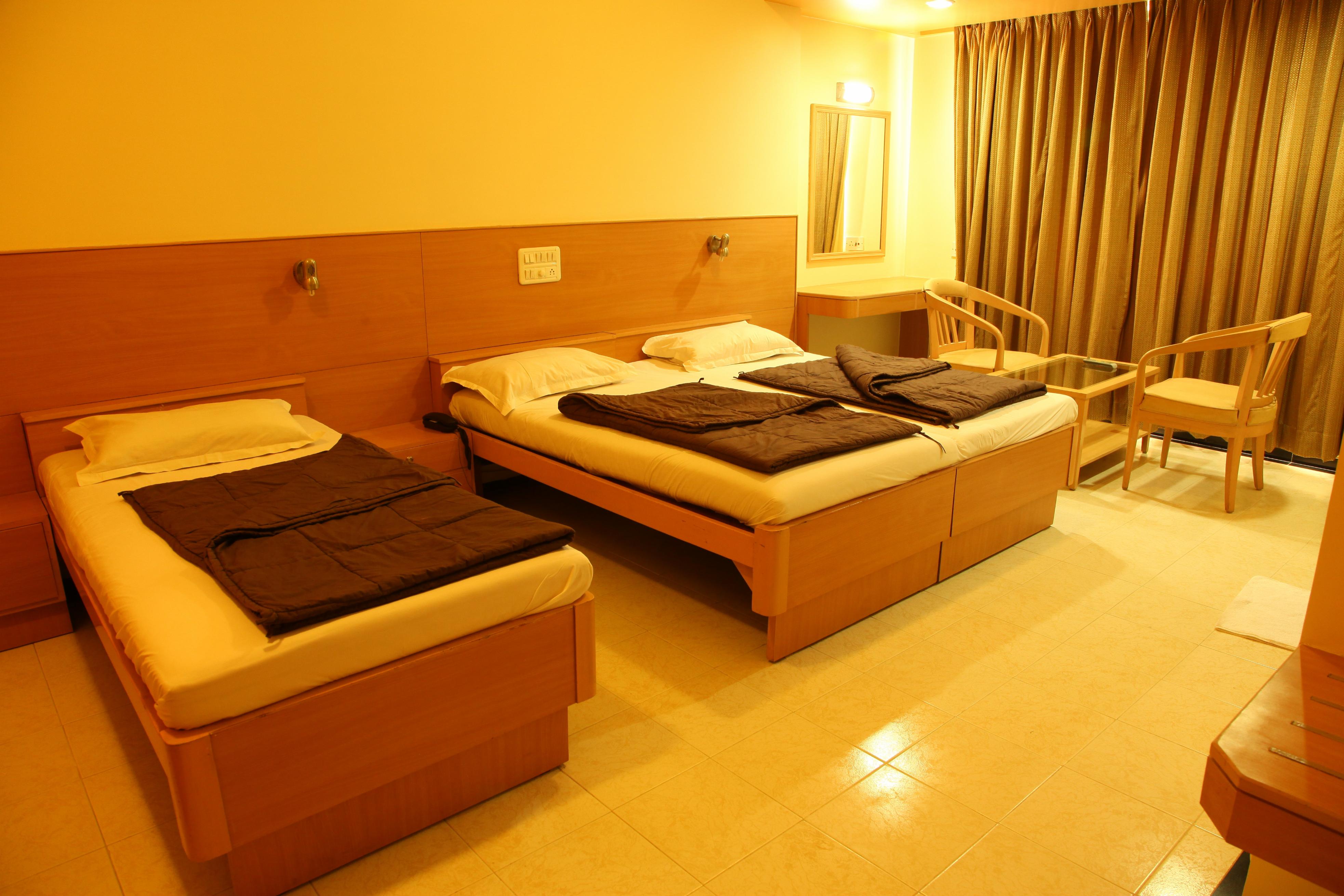 Hotel Ravikiran Room Type - 3 Bedded Room